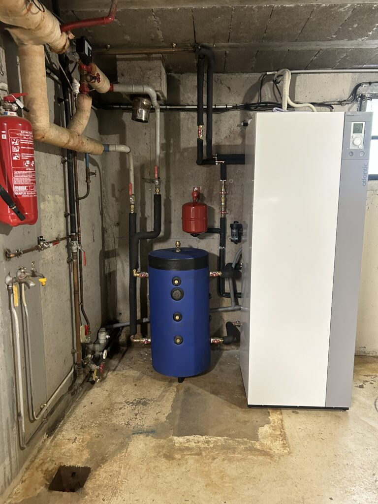 Installation d'une pompe a chaleur AIR EAU en remplacement d'une chaudière fioul